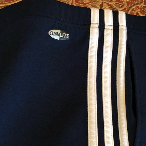 💙Adidas Navy Blue 3/4 Climate Capris💙 - Picture 4 of 8